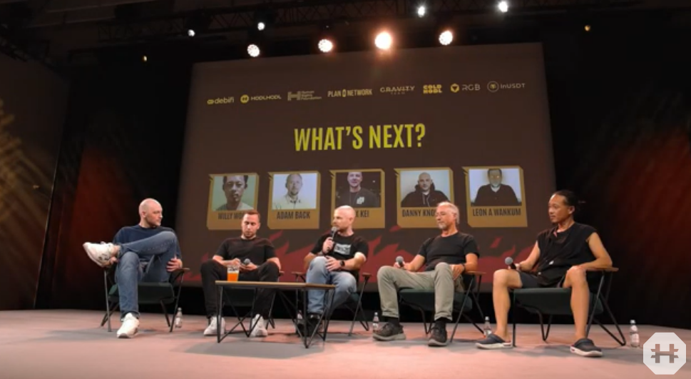Từ trái sang phải: Danny Knowles, Leon Wankum, Max Kei, Adam Back và Willy Woo đang nói về chủ đề "Điều gì tiếp theo" cho Bitcoin. Nguồn: Hodl Hodl